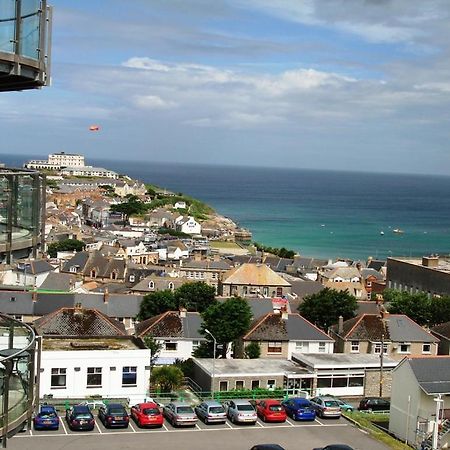 2Bed With Pool & Sea View Apartment Newquay  Luaran gambar