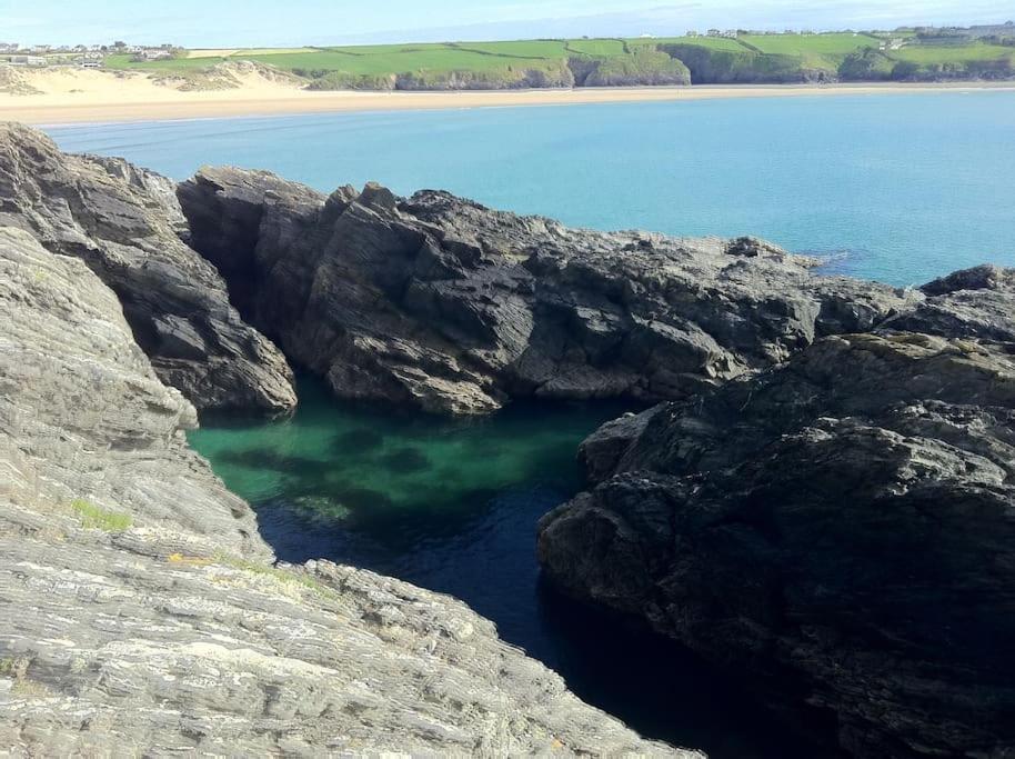 2Bed With Pool & Sea View Apartment Newquay  Luaran gambar