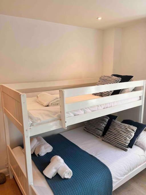 2Bed With Pool & Sea View Apartment Newquay  Luaran gambar