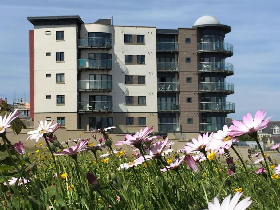 2Bed With Pool & Sea View Apartment Newquay  Luaran gambar