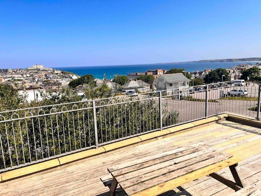 2Bed With Pool & Sea View Apartment Newquay  Luaran gambar